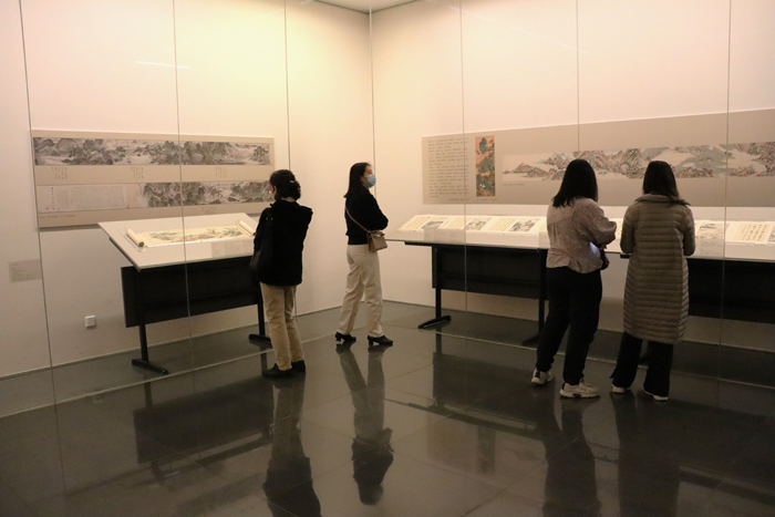 寻找诗意栖居的通路丨园林深深处,居然城市间