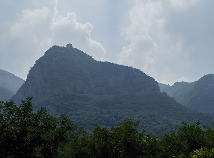 响堂山石窟召开“再造像——当代文化视阈下的石窟艺术学术研讨会”