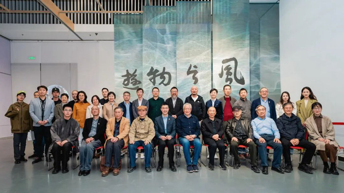 黄浩立——游世:一种当代青年艺术的深观远照