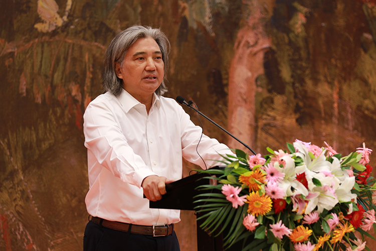 潘义奎油画展亮相中国国家画院:近年力作的集中展示