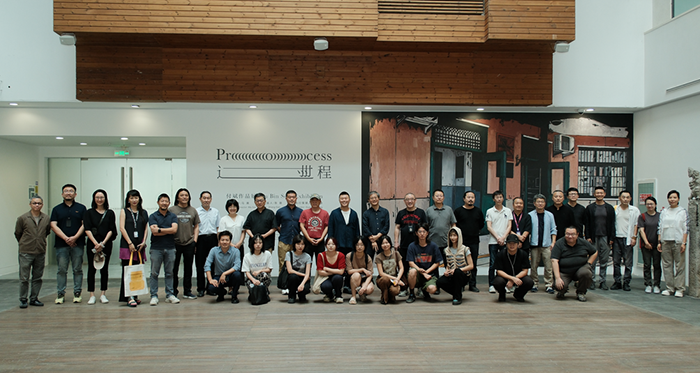 付斌版画探索“过程”：从都市边界线到内心图景