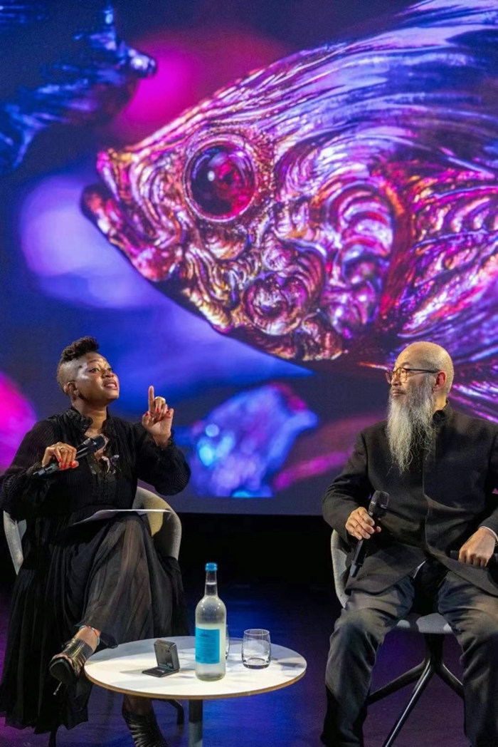 陈世英在V&A博物馆演讲,欧洲最大规模个展《时间轮盘》同期举行