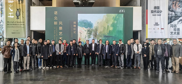 他用艺术与大自然对话，曾以风景油画作为“马训班”毕业作品